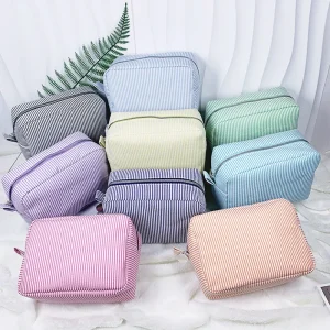Seersucker Ruffle Cosmetic Bags Pink/Purple Striped Storage Make Up Bags for Women Lady with Zipper Travel Bag Makeup Bag